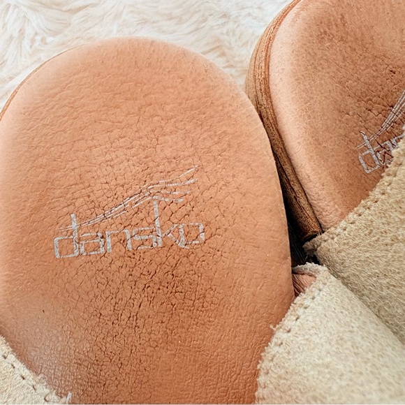 Dansko Marlow Sand Leather Sandals Size 8 - Picture 7 of 7